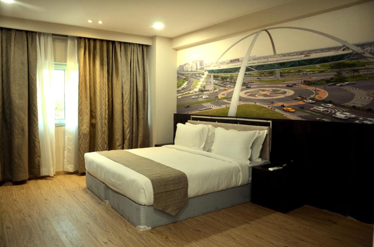 Noxx Residency Hotel Hāora Екстериор снимка