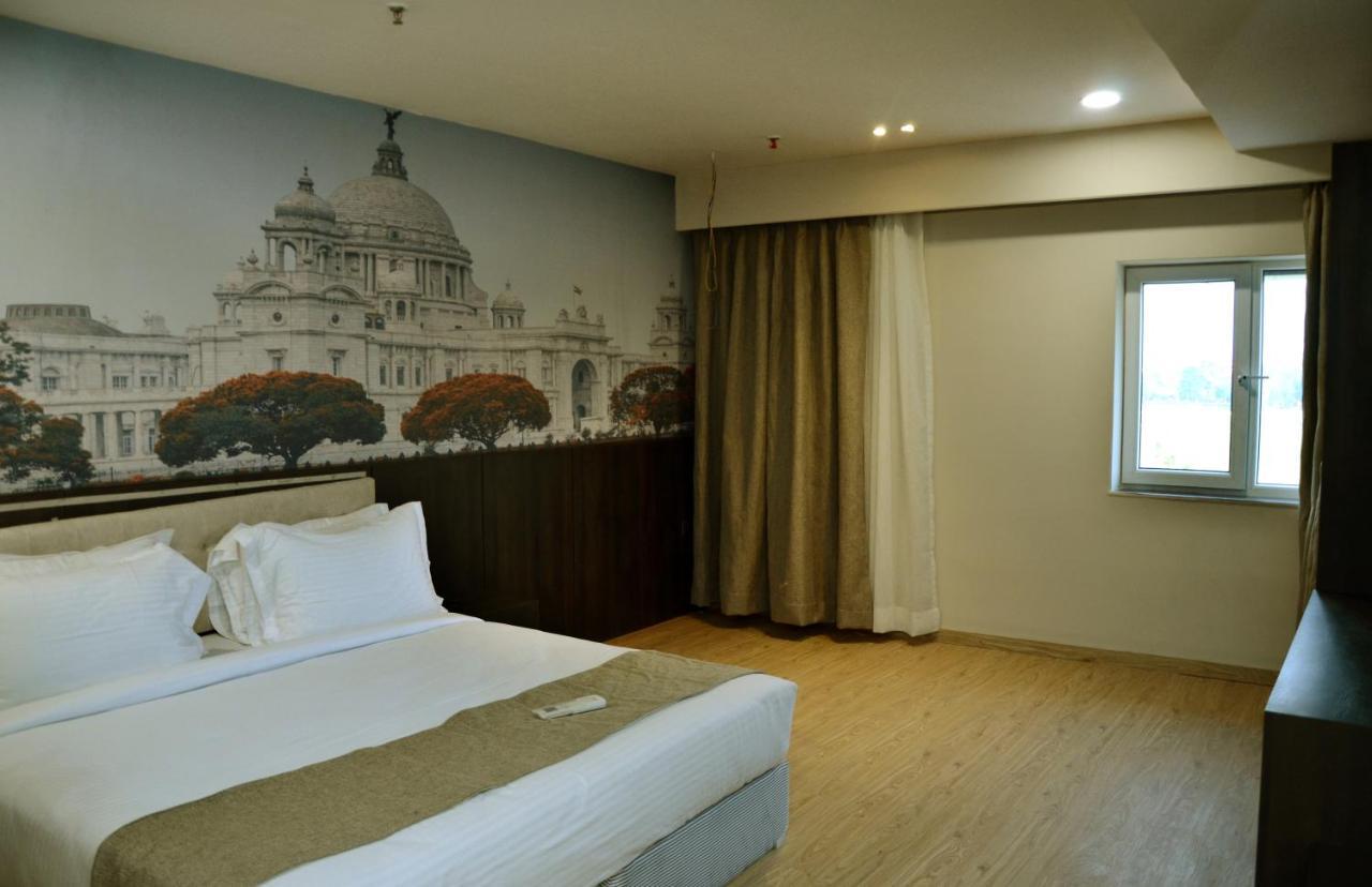 Noxx Residency Hotel Hāora Екстериор снимка