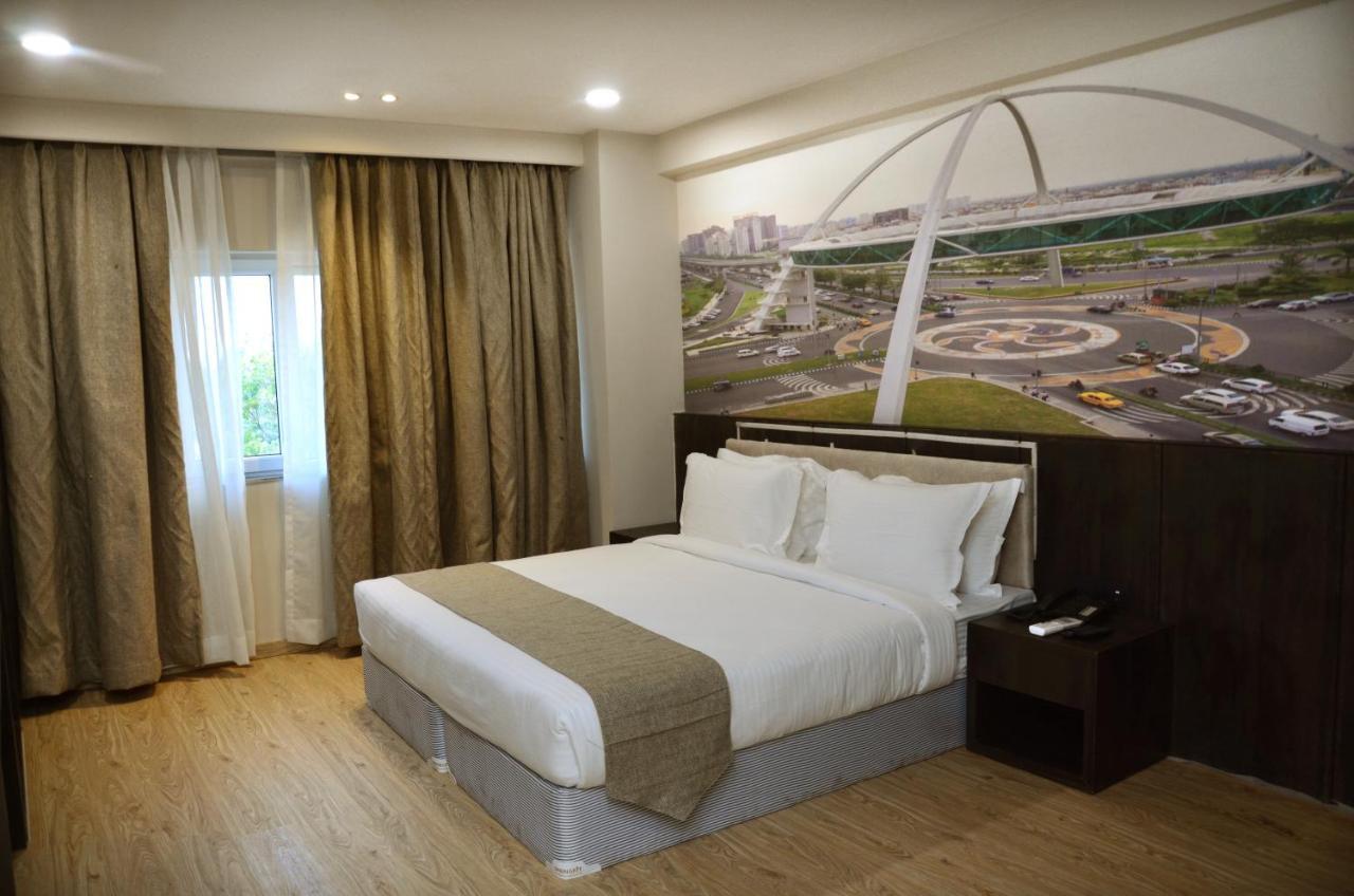 Noxx Residency Hotel Hāora Екстериор снимка