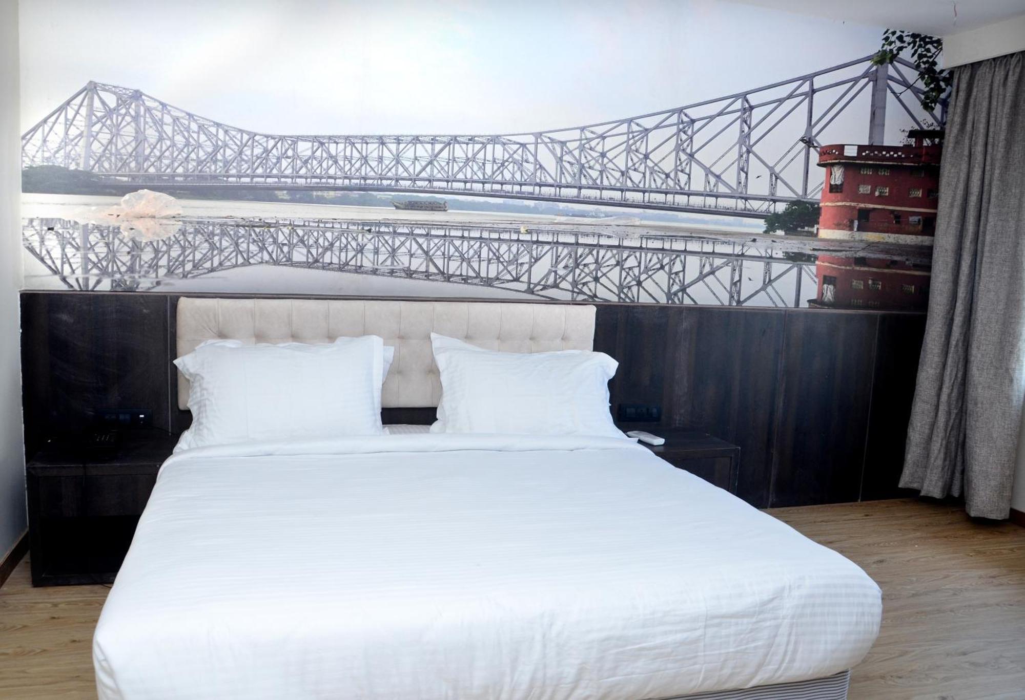 Noxx Residency Hotel Hāora Екстериор снимка