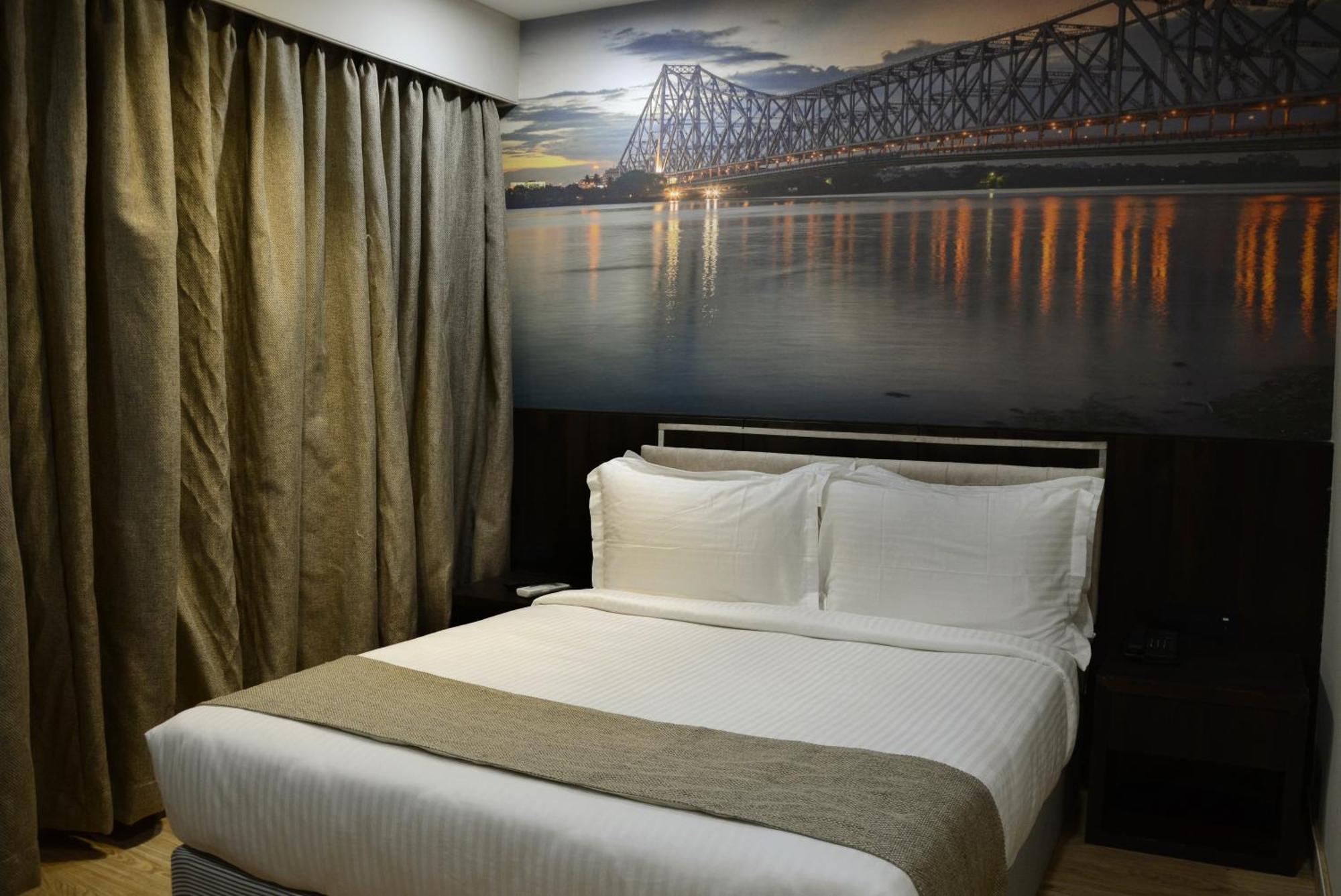 Noxx Residency Hotel Hāora Екстериор снимка